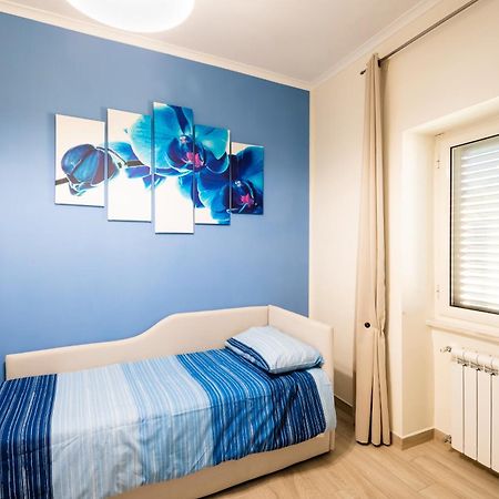 Color House Hotel Наполи Екстериор снимка
