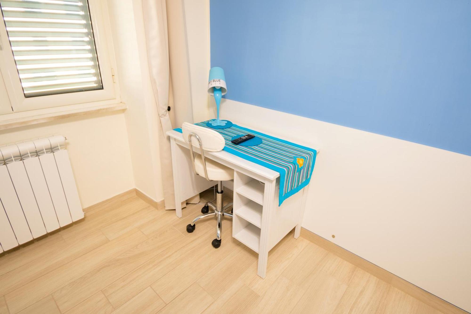 Color House Hotel Наполи Екстериор снимка