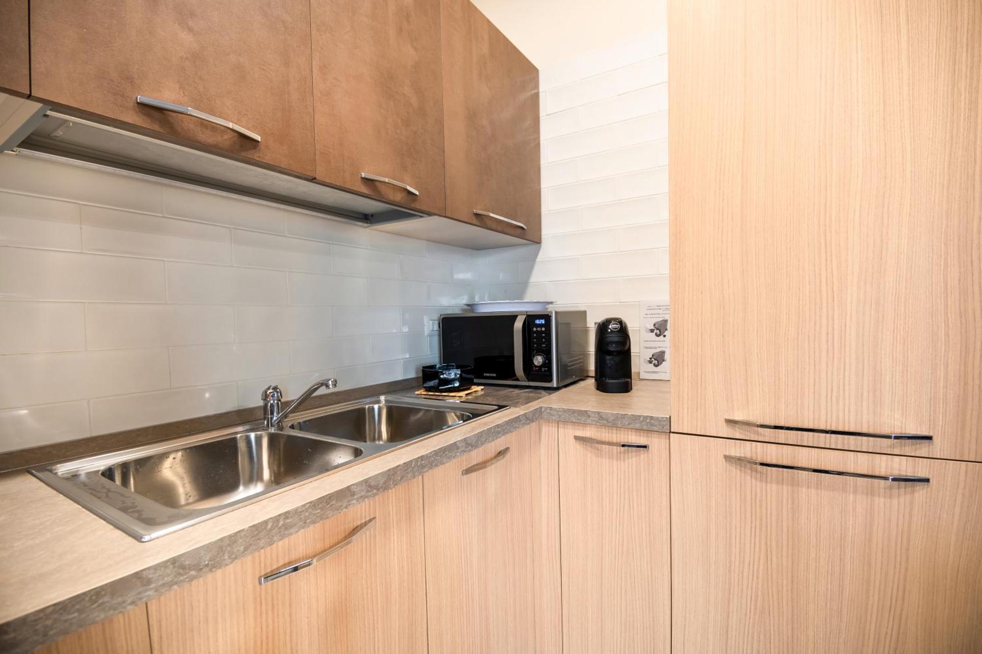 Color House Hotel Наполи Екстериор снимка